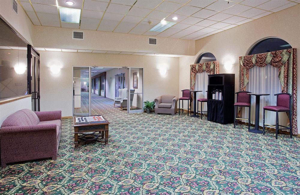 Country Inn & Suites By Radisson, Sidney, Ne מראה פנימי תמונה
